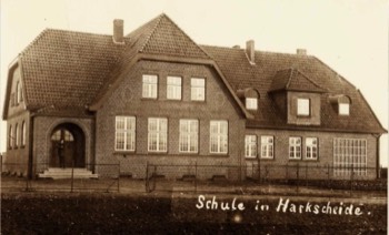  Die zweite Schule in Harksheide an der Ulzburger Strasse, erbaut 1915 